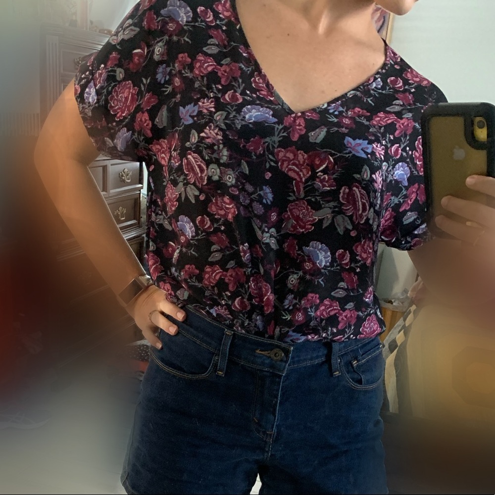 Business casual floral blouse